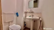 Apartament 3 camere decomandat de vânzare, 64 mp, centrală proprie 