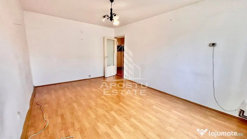 Apartament 3 camere decomandat de vânzare, 64 mp, centrală proprie - Timisoara (Timis)