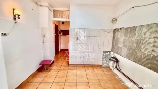 Apartament 3 camere decomandat de vânzare, 64 mp, centrală proprie - Timisoara (Timis)