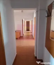 Vanzare apartament 5 camere stradal in zona Piata Unirii-Sfanta Vineri 