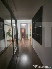 Casă spațioasă, mobilată și finisată, cu garaj și liv