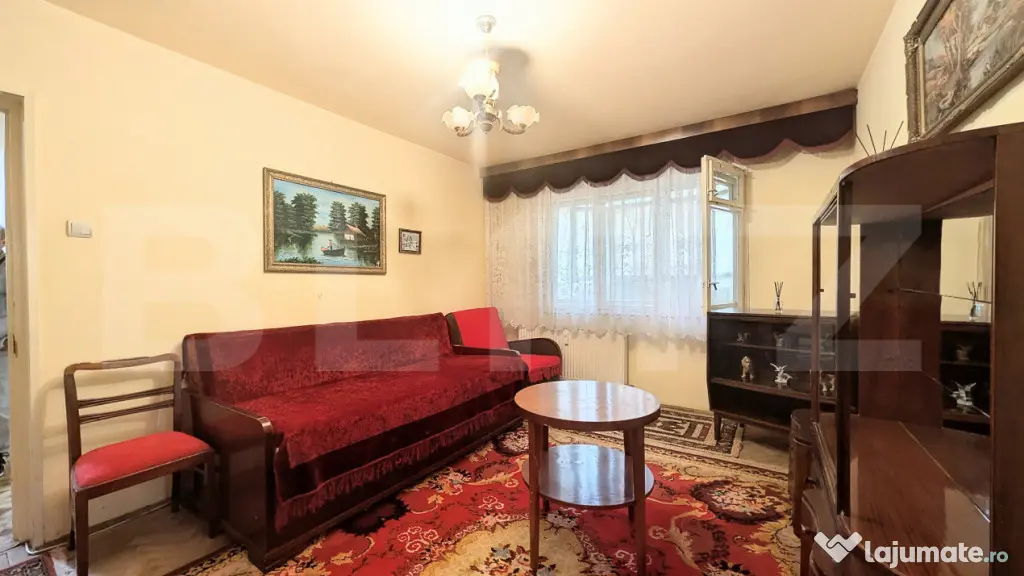 Apartament 2 camere de renovat, lângă Colegiul Nichita St? - Ploiesti (Prahova)