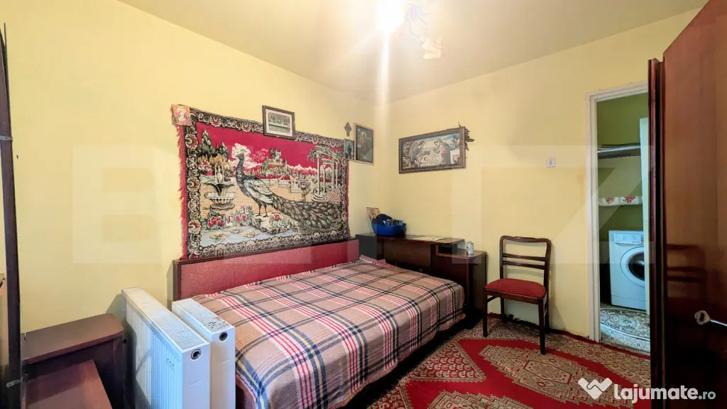 Apartament 2 camere de renovat, lângă Colegiul Nichita St? - Ploiesti (Prahova)