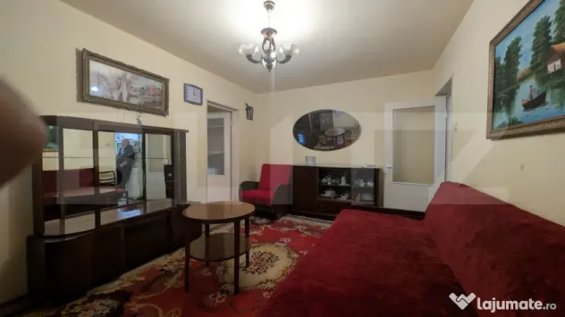 Apartament 2 camere de renovat, lângă Colegiul Nichita St? - Ploiesti (Prahova)