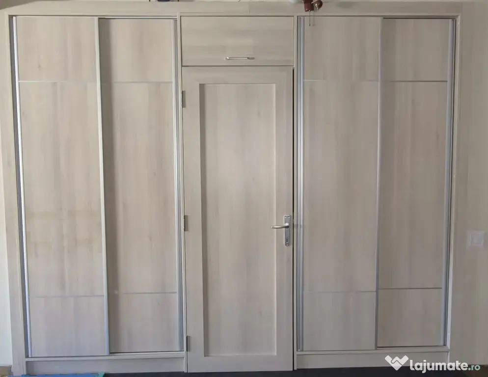 Vand Dulap Dresing cu usi glisante