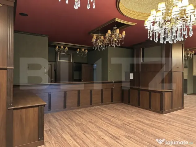 Spațiu comercial, 120 mp, vad excepțional, Piața Mărăș - Cluj-Napoca (Cluj)