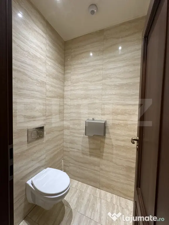 Spațiu comercial, 120 mp, vad excepțional, Piața Mărăș - Cluj-Napoca (Cluj)