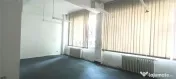 Spatiu comercial cu vitrina si vad pietonal - Central 
