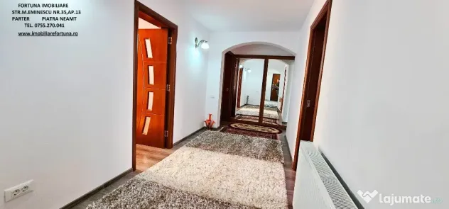 Vila eleganta, cu spatii generoase,zona Clinica Sf.Andrei-Piatra Neamt - Piatra-Neamt (Neamt)