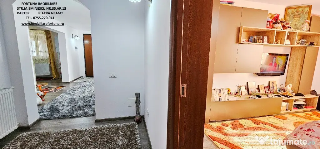 Vila eleganta, cu spatii generoase,zona Clinica Sf.Andrei-Piatra Neamt - Piatra-Neamt (Neamt)