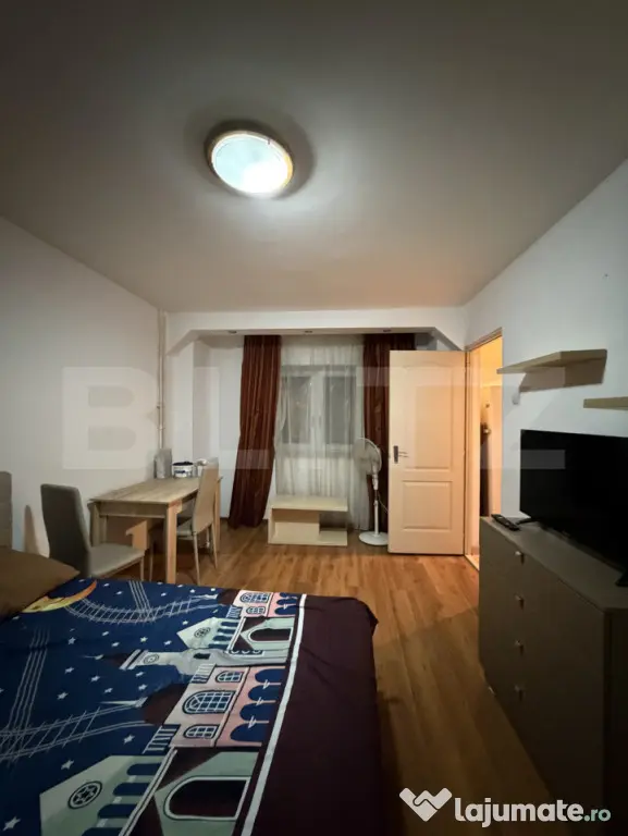 Garsoniera, 24 mp, mobilata utilata, et 1, Piata Valea Rosie - Craiova (Dolj)
