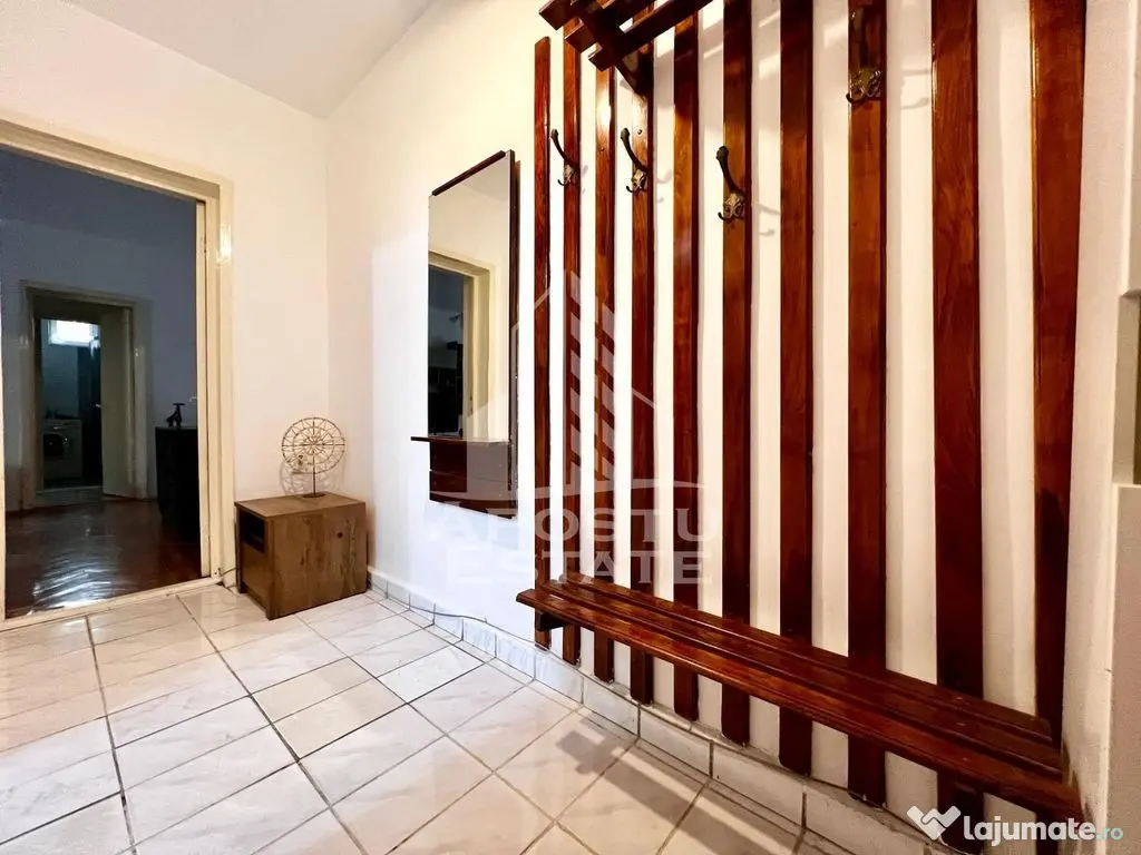 Apartament 2 camere cu garaj sub bloc, zona Circumvalatiunii - Timisoara (Timis)