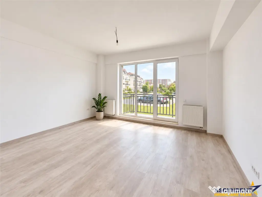 Decomandat, structura mare, bloc nou, parcare acoperita, dou - Brasov (Brasov)