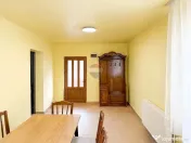 Casă de închiriat cu grădină și curte privată, pe Strada Gării, Hărman 