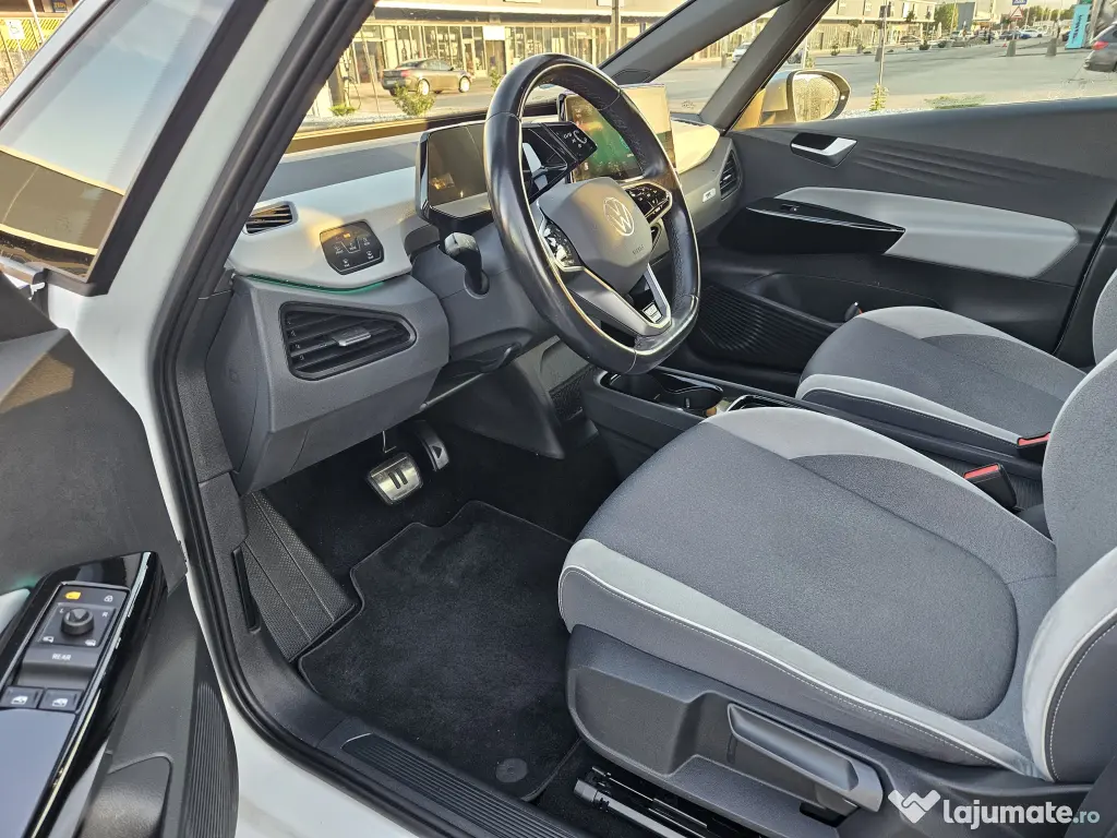 Volkswagen ID.3 1ST PLUS Pro Performance – 58 kWh – 204 CP – TVA deductibilă