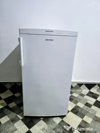 Congelator vertical Arctic F5130, Clasa A+, 117L, 4 sertare 