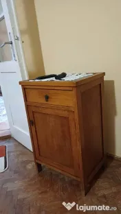 Vând comodă rustică din lemn masiv 