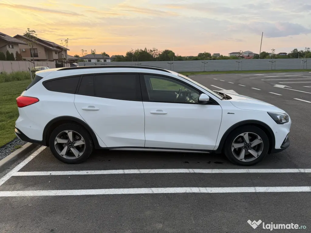 FORD Focus 2021 — imagine 3