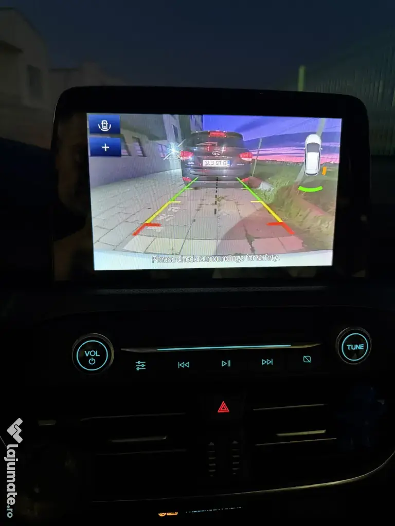 FORD Focus 2021 — imagine 5