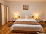 Proprietate cu farmec, 2 camere cu bai proprii, 60 mp, renov 