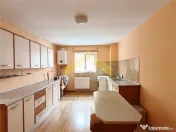 Apartament 2 camere de zona Lipovei 