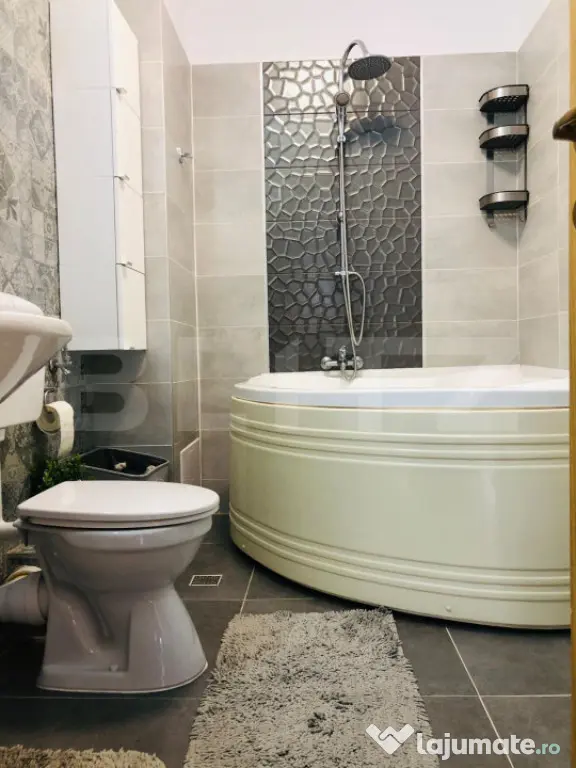 Apartament 3 camere, 2 balcoane, parcare, zona Dorobantilor - Cluj-Napoca (Cluj)