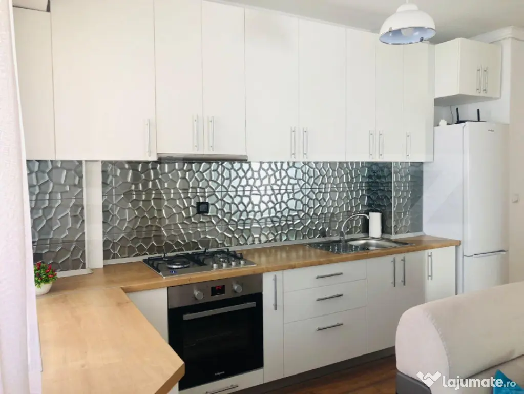 Apartament 3 camere, 2 balcoane, parcare, zona Dorobantilor - Cluj-Napoca (Cluj)