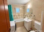Apartament de vanzare decomandat in zona Intre Lacuri 
