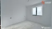 Duplex pe parter 3 camere toate utilitatile Mosnita Noua