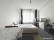 Garsoniera de vanzare etaj intermediar in bloc izolat zona M