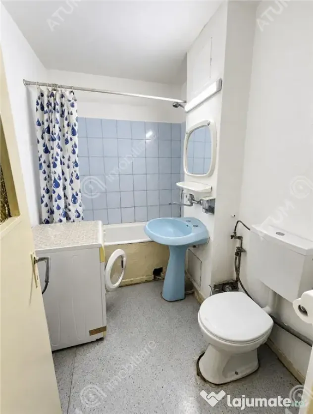 Apartament cu 2 camere decomandate si pivnita zona Semaforul - Sibiu (Sibiu)