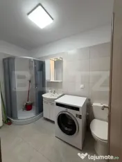 Aparatment decomandat, mobilat si utilat, parcare, zona Flor 