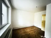 Apartament cu locație excelenta 3 camere Crangasi | Loc Par