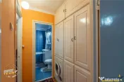 FILM! Apartament mobilat, cu 2 camere, etaj 1, central dar l