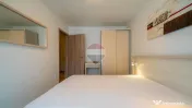Apartament cu 2 camere de închiriat, zona Coresi, Tractorul 