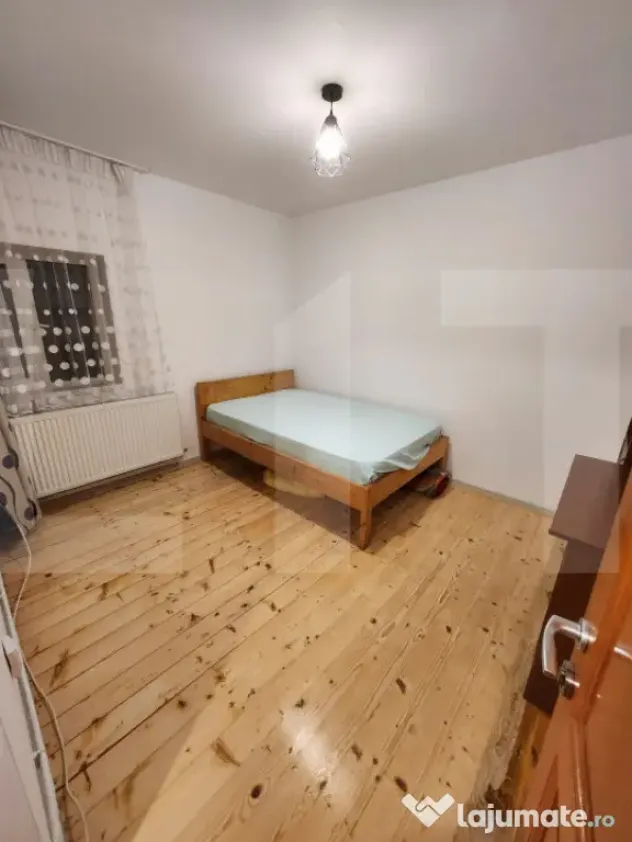 Casa 3 camere- zona Piata Anton - Ploiesti (Prahova)