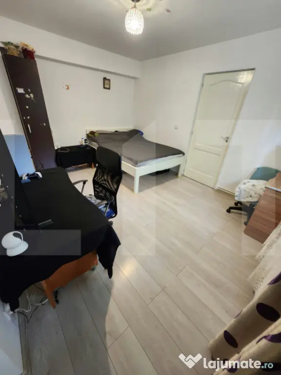 Casa 3 camere- zona Piata Anton - Ploiesti (Prahova)
