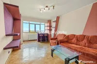 Apartament cu 3 camere decomandat etaj intermediar 