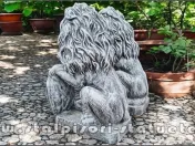 Statuetă leu cu blazon, din beton, model S2. 