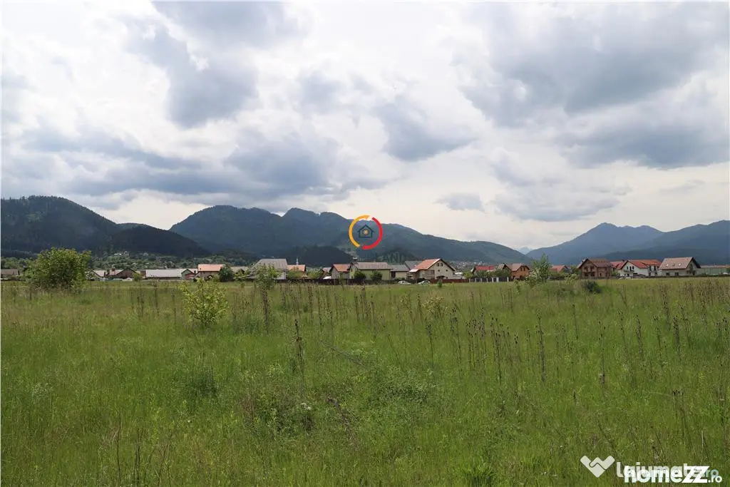 Teren intravilan13100 mp pentru dezvoltare imobiliara - Sacele (Brasov)