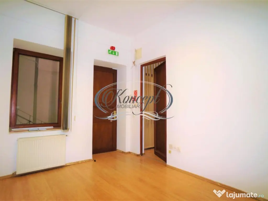 Vila interbelica in Piata Muzeului