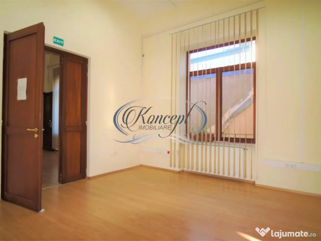 Vila interbelica in Piata Muzeului