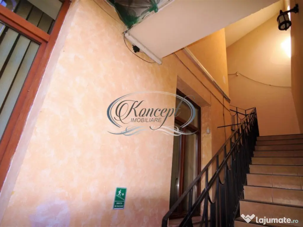 Vila interbelica in Piata Muzeului