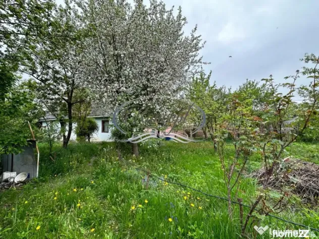 Teren cu casa demolabila, strada Closca