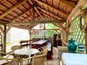 Pensiune cu 13 camere de vânzare in Bulz 