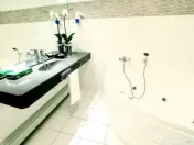 Hotel 4 stele Catedrala Neamului 