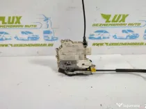 Incuietoare broasca usa dreapta spate 8x0839016 Audi A1 8X [