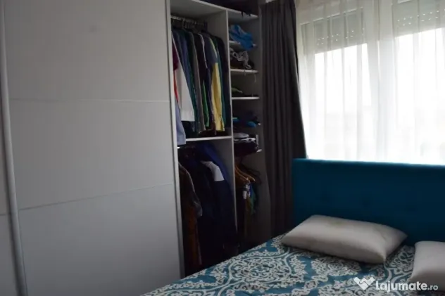 Apartament decomandat , situat in Calea Girocului