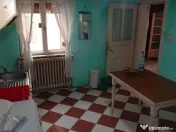 Casa solida in Deva, zona Horea, suprafata 280 mp 