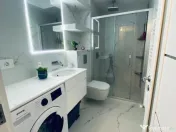 Proprietar Mamaia Sat prima linie la Mare doua studiouri etaj 2 si 3 